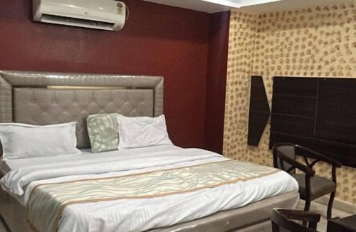Sector 42 Hotel | Hotel Modern Palace