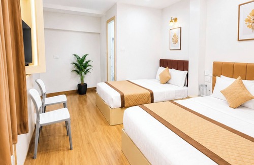 Mallital Hotel | Hotel Mount Breeze Nainital
