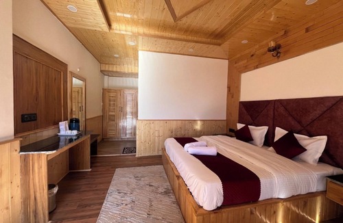 Manali Hotel | Hotel Mountain Blue Manali