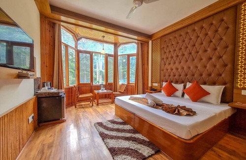 Old Manali Hotel | Hotel Mountain Top