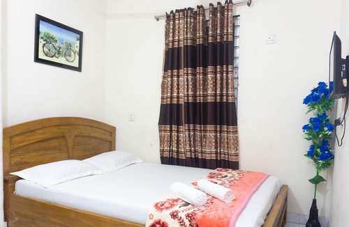 Dhaka Hotel | Hotel Muna International Residential Couple Room - Non AC