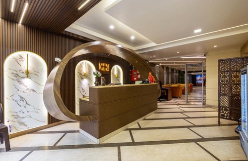 Paharganj Hotel | Hotel Neu Villa, City Centre - 5 Minute from Connaught Place & NDLS Station