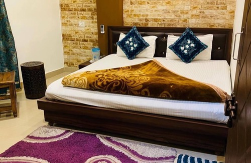 Haridwar Hotel | Hotel New Pratap