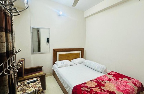 Dhaka Hotel | Hotel New Royal Palace Dhanmondi