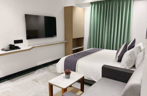 Erode Hotel | Hotel Niyathi