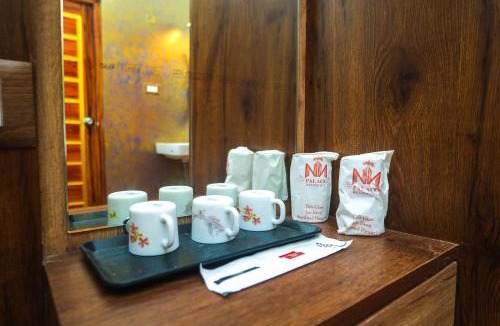Thanjavur Hotel | Hotel NN Palace , Tanjore