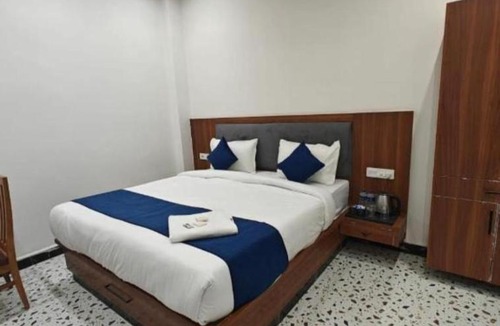 Govindpuri Hotel | Hotel NNK International - Govindpuri Metro