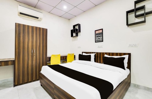 Kamla Nagar Hotel | Hotel O 83167 Golden Key Inn