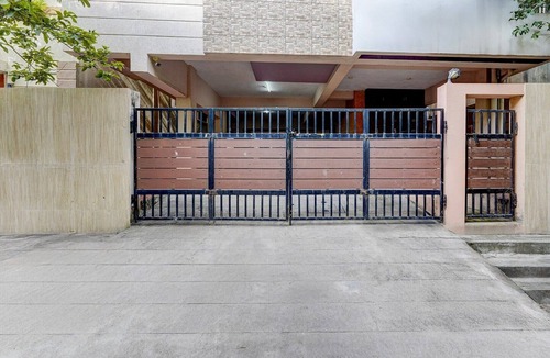 Chennai House | Hotel O Ashok Nagar Metro Station Chennai