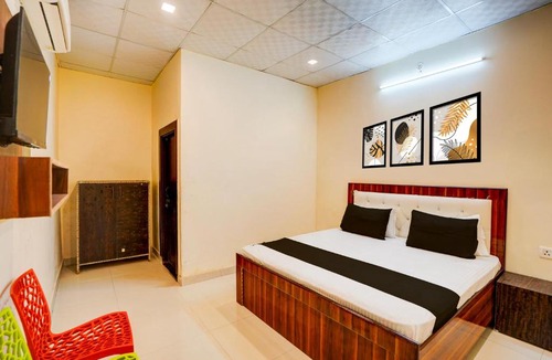 Bulandshahr Hotel | Hotel O Blue Garden