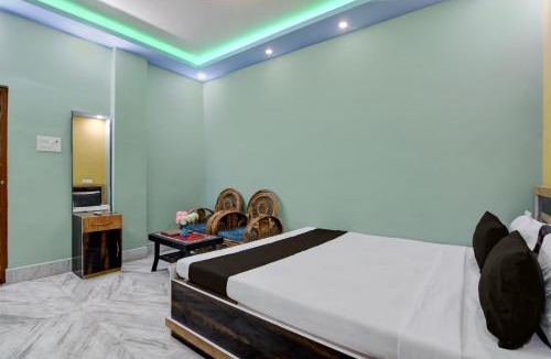 Jangipur Hotel | Hotel O by OYO AM2PM Restaurant Cum Bar