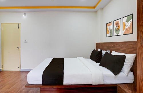 Bengaluru Hotel | Hotel O By OYO Shiva's Inn