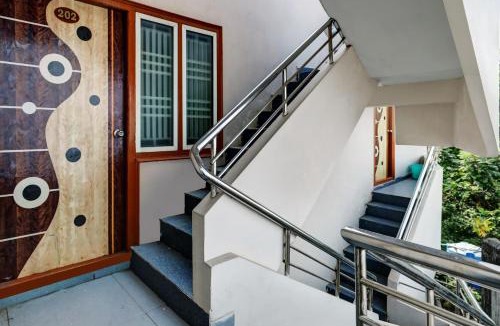 Rajahmundry Hotel | Hotel O by OYO VARA RESIDENCY