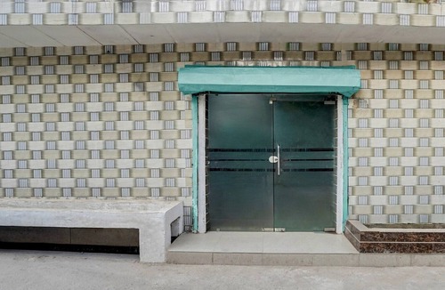 Delhi House | Hotel O Hindon Airport Ghaziabad