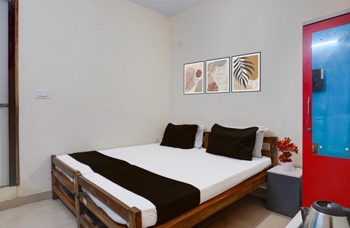 Electronics City Hotel | Hotel O Hosur Road Near PES University