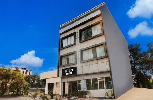Zirakpur House | Hotel O Lohgarh Road Zirakpur