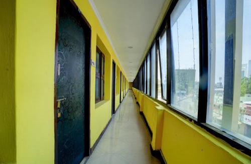 Tiruvallur Hotel | Hotel O Meera