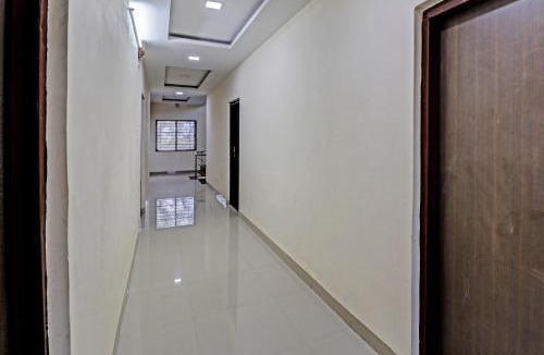 Dhar Hotel | HOTEL O MIDWAY TREAT DHAR