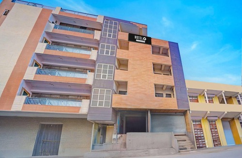 Sector 63 House | Hotel O Noida Sector 63