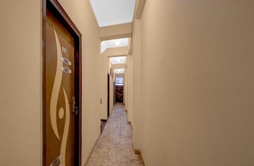 Delhi Hotel | Hotel O Paradise