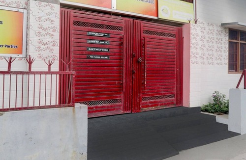 Ayodhya House | Hotel O Saryu Ghat Formerly Balaji Palace