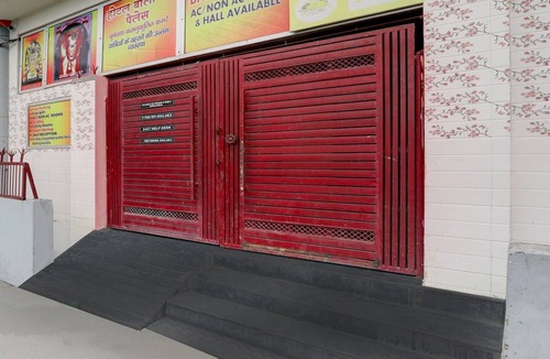 Ayodhya House | Hotel O Saryu Ghat Formerly Balaji Palace