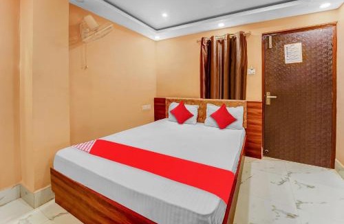 Greater Noida Hotel | Hotel O THE VIRAAJ BANQUET & HOTEL