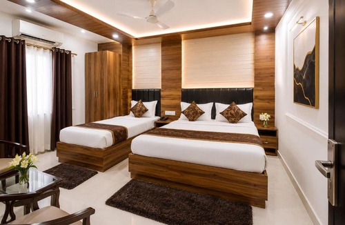 South West Hotel | Hotel ONBellamount Comfort Villa Delhi Airport - Free Airport PickUp & Drop