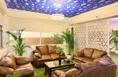 Sector 27 Hotel | Hotel Oxygen La Vida-Noida Sector 18
