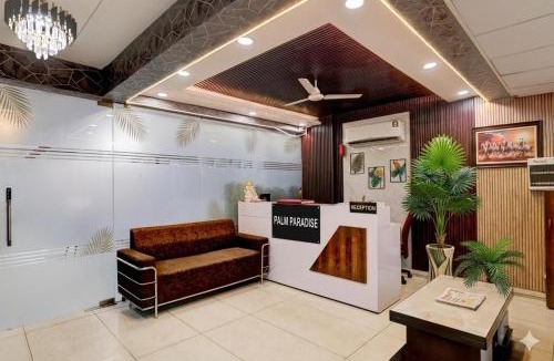 Sector 70 Hotel | Hotel Palm Paradise