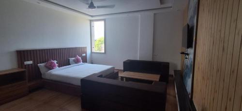 Haldwani Hotel | Hotel Parth Inn