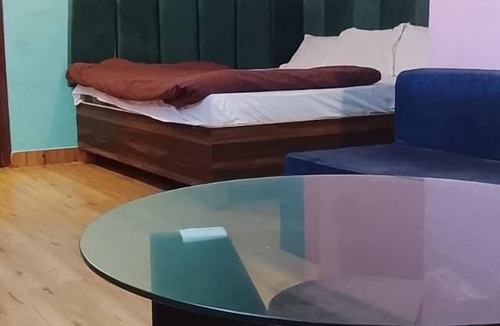 New Delhi Hotel | Hotel Pink Villa