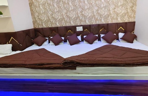 Ujjain Hotel | Hotel PRABHU PALACE