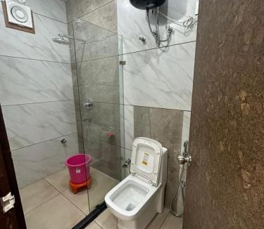 Khatu Hotel | Hotel Pujari