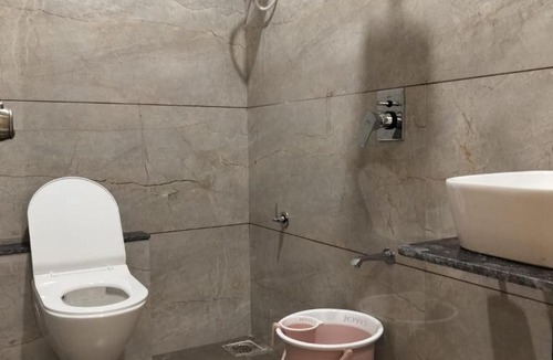 Gandhinagar Hotel | Hotel Raddizone