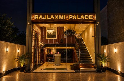 Haraiya Hotel | Hotel Rajlaxmi Palace, Unit of Hi Hospitality Group