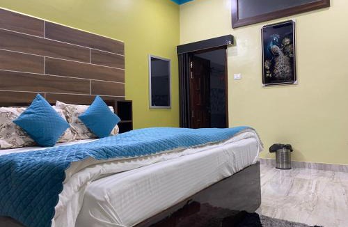 Guptkashi Hotel | Hotel Rajshree Palace