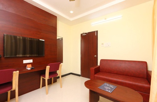 Tirupati Hotel | Hotel Ramcharan Residency