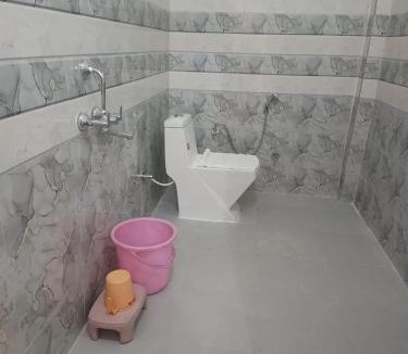 Kharsali Hotel | HOTEL Ramola