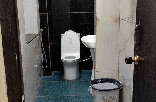 Khagaria Hotel | Hotel Rashmi Grand