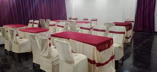 Deoghar Hotel | Hotel Regal Heights