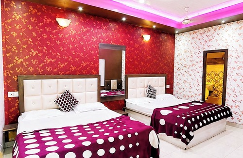 Amritsar Hotel | Hotel Revoli Amritsar Near Golden Temple