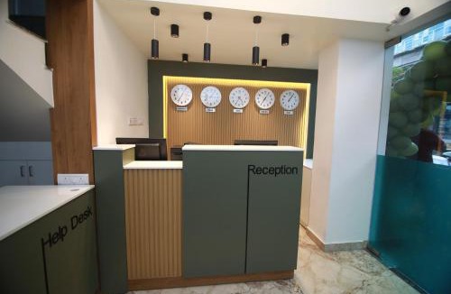 Whitefield Hotel | Hotel Royal Blooms