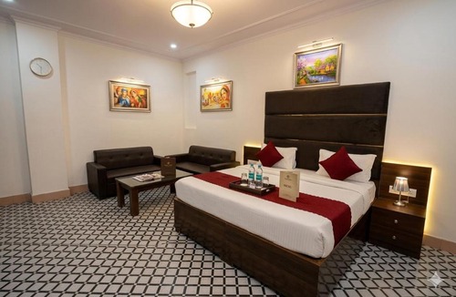 Ghaziabad Hotel | Hotel Royal Blue The Premium Rooms-Rajendera Nagar