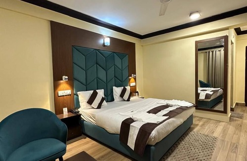 Shargole Hotel | Hotel Royal Gasho