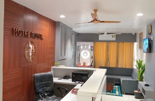 Gandhinagar Hotel | Hotel Royal