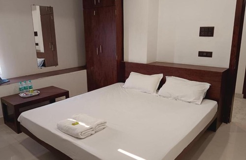 Sualkuchi Hotel | Hotel Royal Majestic
