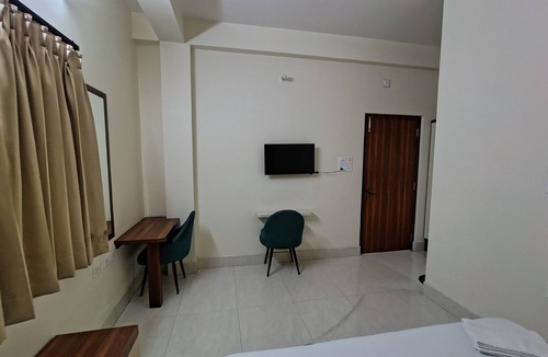 Islampur Hotel | Hotel Royal Paradise