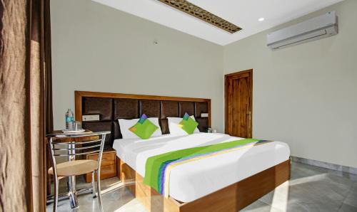 Zirakpur Hotel | Hotel Royal Salute Chandigarh Delhi Expressway Zirakpur Chandigarh