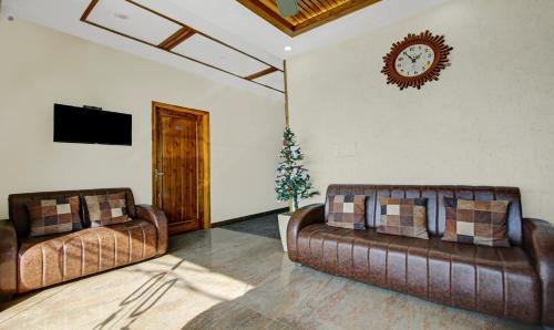 Zirakpur Hotel | Hotel Royal Salute Chandigarh Delhi Expressway Zirakpur Chandigarh